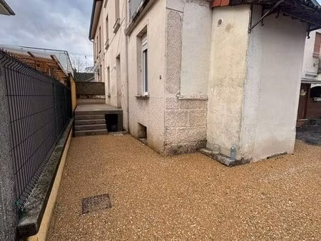 t2 entièrement rénové 37 m² prêt à habiter ou louer – terrasse & entrée indépendante – oyo