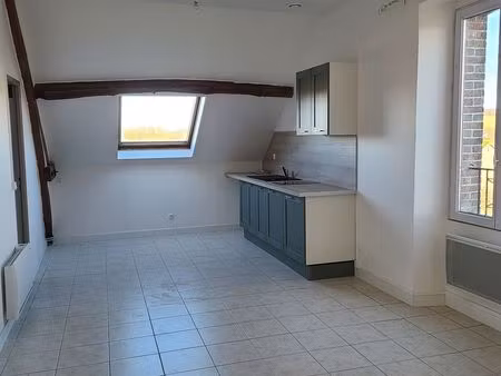 f3 60 m2 place de parking villeneuve sur yonne  