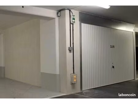 parking/box 22m2