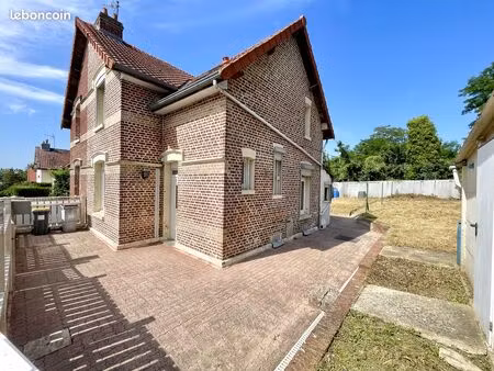 maison 5 pièces 82 m²