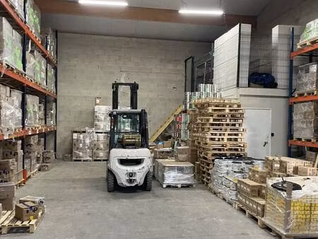 local d'activités avec bail commercial