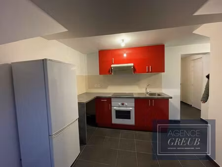 t2 en residence bord de marne avec parking