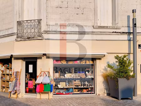 fonds de commerce fouras rue piétonne