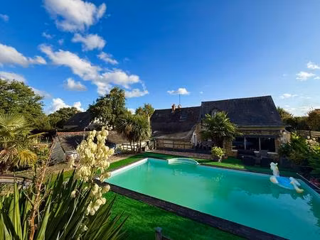 maison les hauts d anjou 10 pièces 260 m2 avec piscine