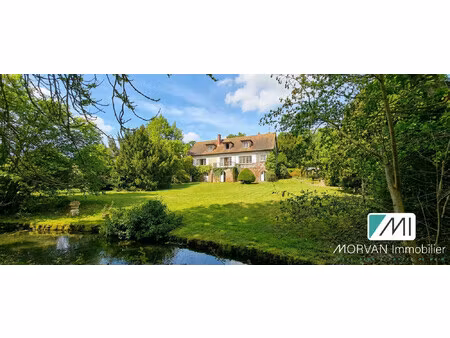 demeure de charme au coeur de nogent-le-roi – parc clos  dépe