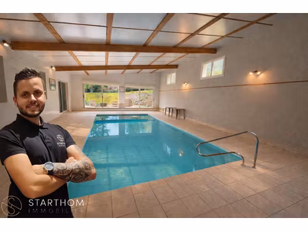 maison 5 pièce(s) 310 m2 avec piscine intérieur