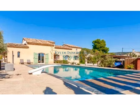 villa 10 pièces de 230m2