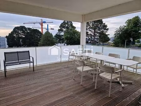 vente bureaux et commerces à lorient universite - blum (56100) : à vendre / 1300m² lorient