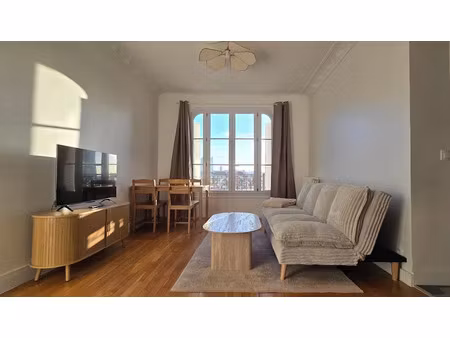 location meublée appartement 3 pièces 47 m² à colombes (92700)  1 650 €