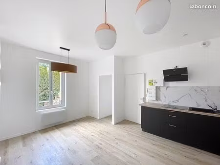 t2 entièrement refait à neuf hypercentre-bergerac