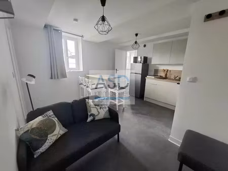 location meublée appartement 2 pièces 29.61 m² à arras (62000)  605 €