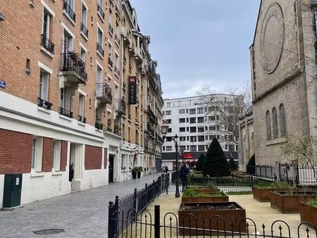 ? box (parking / stockage) – premium – plein pied