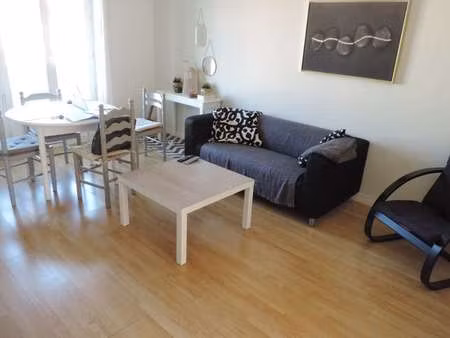 location appartement 3 pièces à brest (29200) : à louer 3 pièces / 63m² brest