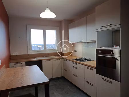 location appartement 4 pièces 94.53 m² à vendome (41100)  930 €