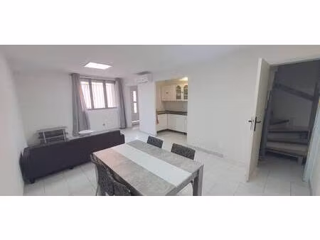 maison de ville à louer