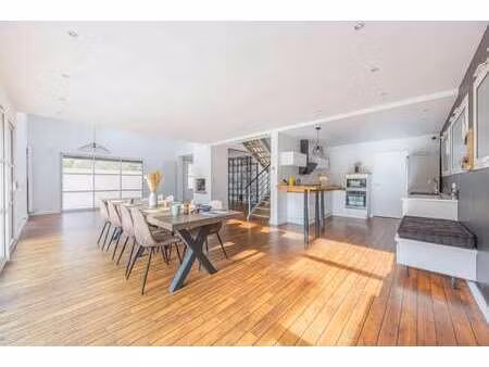 vente maison à nantes (44000) : à vendre / 144m² nantes