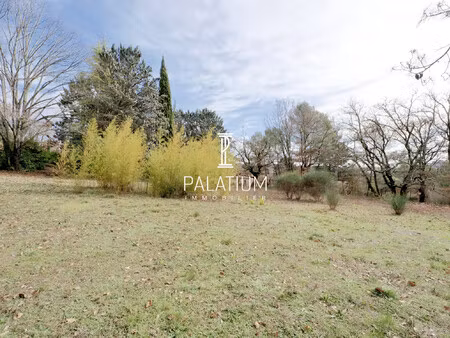 terrain constructible de 963m2 non viabilisé - pierrevert