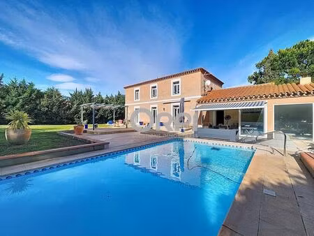 maison de caractère au cœur de prades – 190 m² de confort et d’élégance accompagnée d'une.