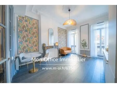 référence : 6356-cla - charmant appartement 2 pièces dans le 1er arrondissement de...