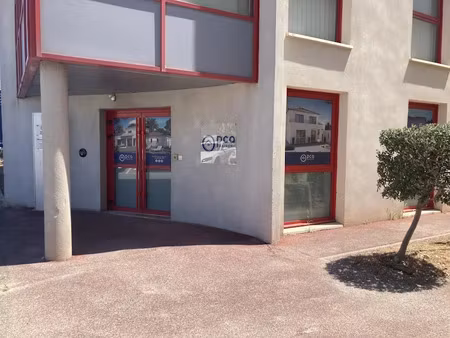 location locaux professionnels 167.24 m² à ollioules (83190)  3 535 €