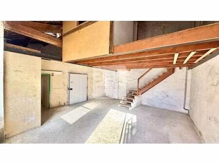 entrepôt à vendre