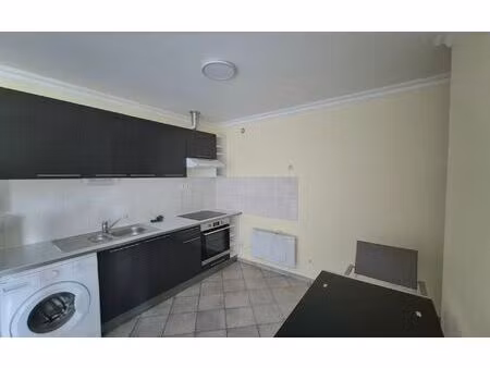 location appartement  38.74 m² t-1 à quincy-sous-sénart  820 €
