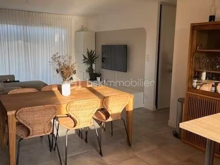 maison de 84 m² à querre