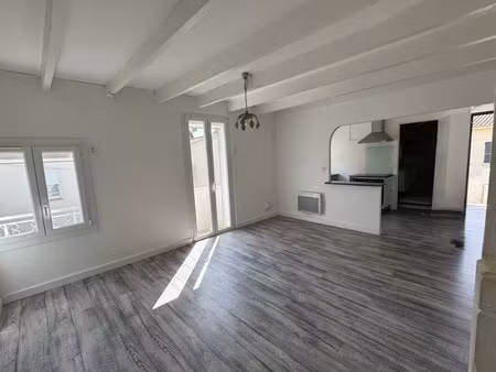 vente appartement 3 pièces 62 m² istres (13800)