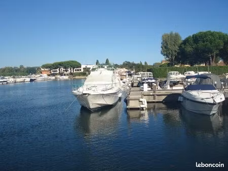 cannes marina 8 80x3m place de bateau à mandelieu 06210 / location-nautisme-anneau de port