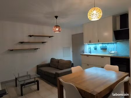 appartement 2 pièces avec jardinet