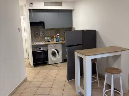 studio marseille 13008