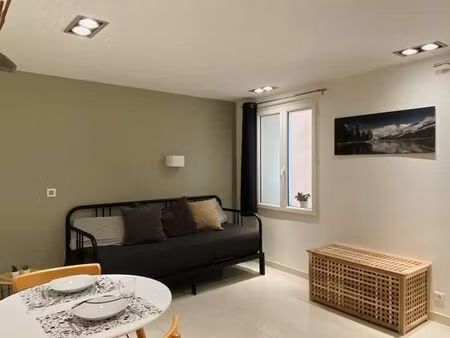 studio dans une maison de village au cœur de saint-étienne-de-tinée