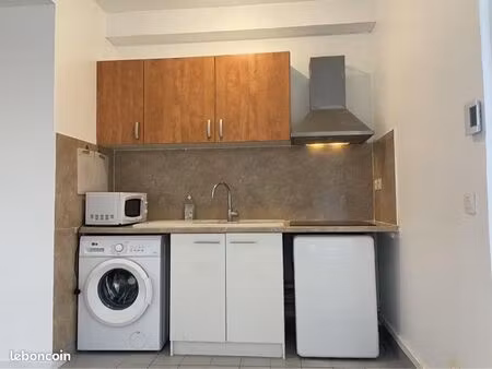 2 p meublée à corbeil essonnes