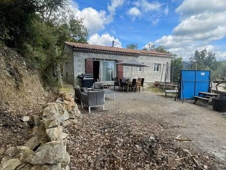 maison de 192 m2 avec super exposition et jardin de 1400m2