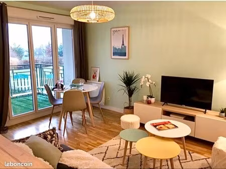 2p meublé + parking + cave