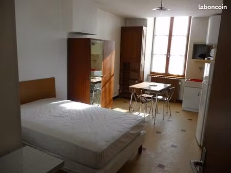 studio meublé de 27m privas