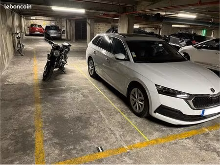 parking deux-roues