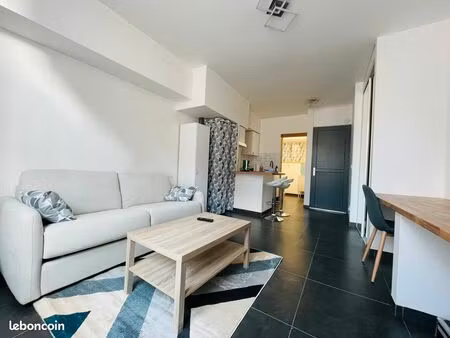studio meublé 22 86 m² – entièrement rénové – nogent-sur-seine