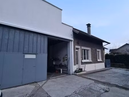 maison t3 80m² + entrepôt 100 m² à louer