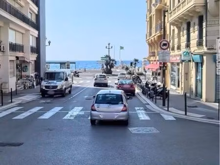 murs libres 23m2 + cave