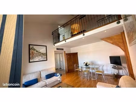 titre : exclusivité – superbe duplex dernier étage – rue d’antibes