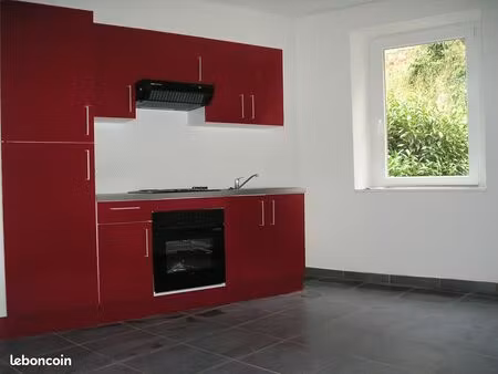 f2 de 48m2 cuisine équipée schirmeck