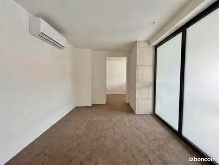 local commercial 120 m²