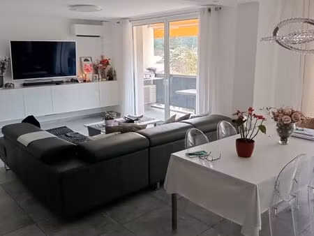 4 pièces 90 m2 refait à neuf