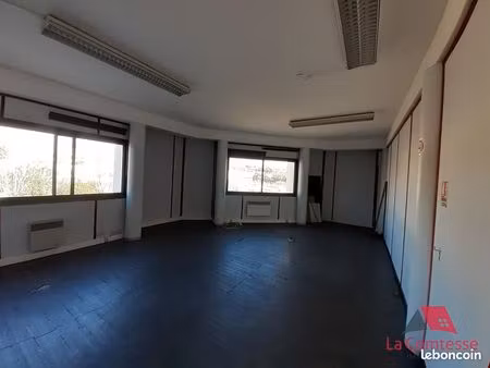 bureaux 76 m² marseille