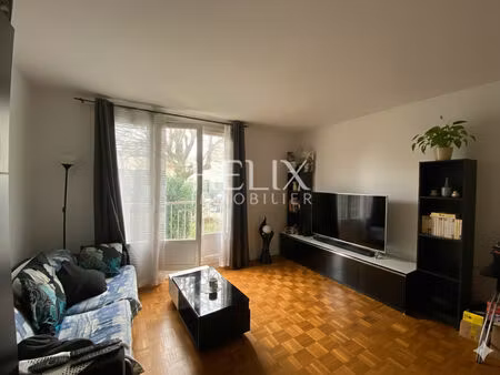 studio 38 m2 à chatou au calme et transports à proximité