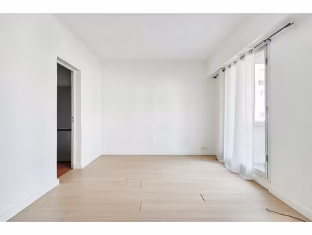 studio avenue de saint mande 23m²