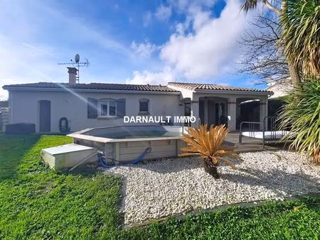 *** exclusivite *** maison plain-pied au centre d'aucamville avec piscine