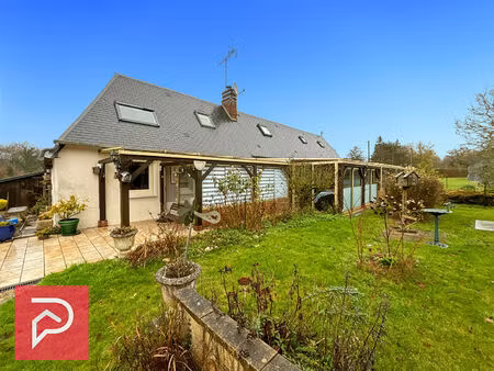 propriété familiale région de bernay avec terrain de 1.4 hectare