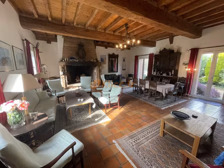 maison de caractere 250m2 avec grange amenageable